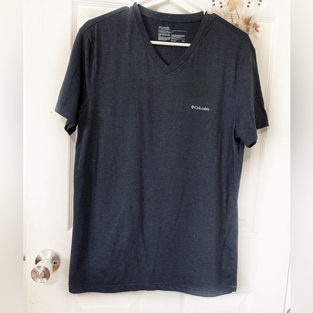 Columbia Blue T-Shirt Short‎ Sleeve Sz M